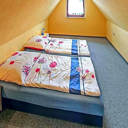 Hotel Ferienhaus Eggesin 2*